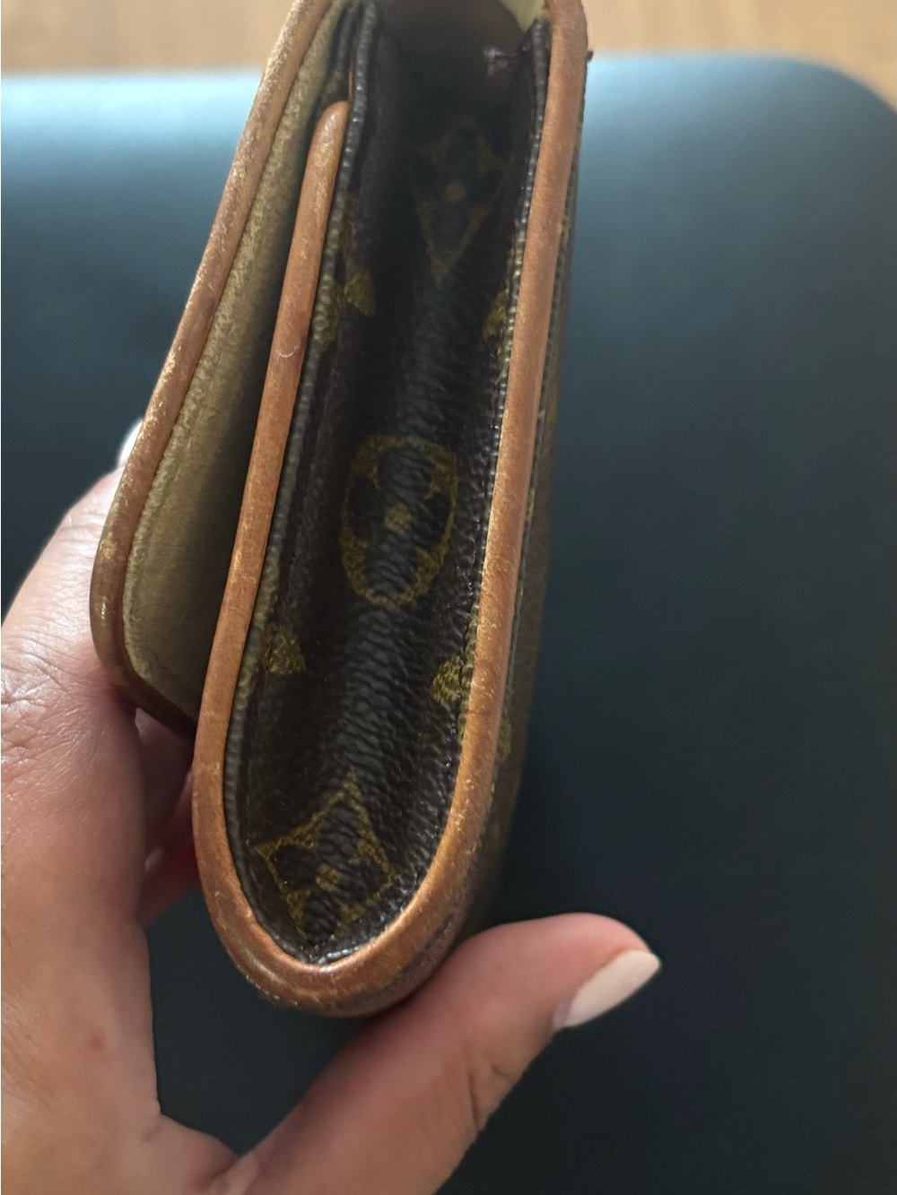 Authentic Vintage Louis Vuitton Monogram Clutch - Picture 4 of 7